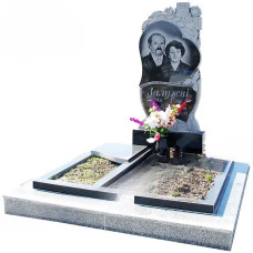 Подвійний пам'ятник № 110